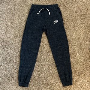 Women’s Nike Sportswear Gym Vintage Joggers XS